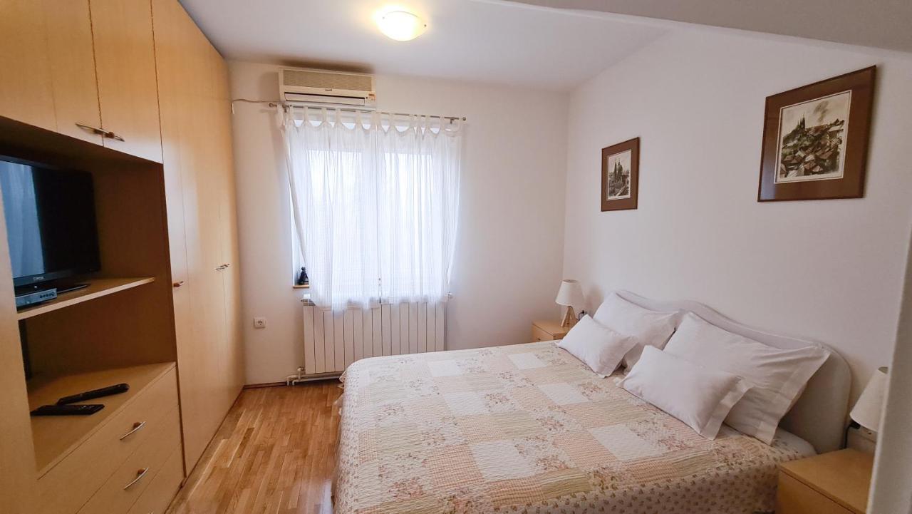 Apartment Akacija Gardens Белград Экстерьер фото